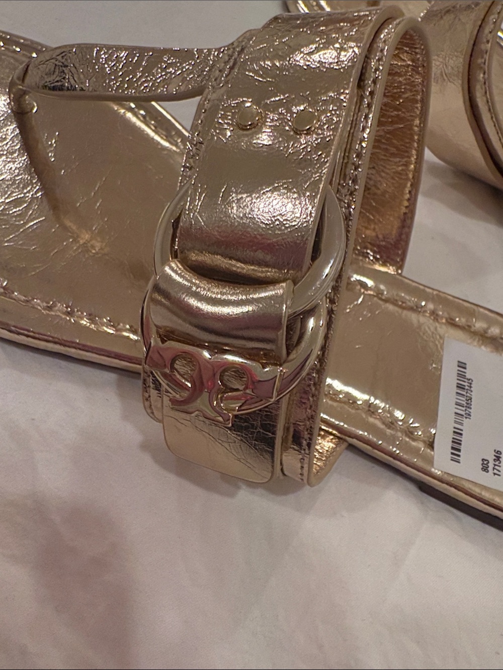 Tory Burch Metallic Gold Thong Sandals with Logo Buckle - Picture 4 of 5